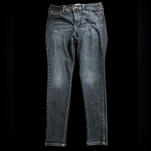 Jessica Simpson Kiss me denim jeans